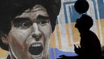 Mural Raksasa Maradona Bermunculan di Buenos Aires
