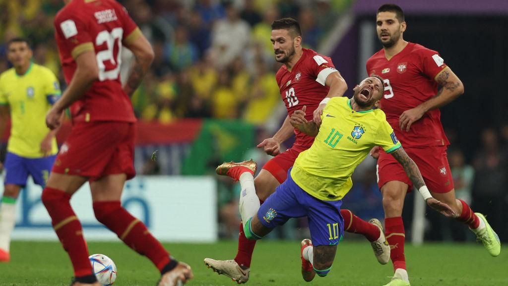 Pelatih Brasil Ungkap Kondisi Terkini Neymar Usai Cedera Ligamen