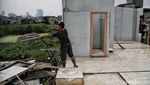 Penampakan Belasan Rumah Semi Permanen Roboh Dihantam Puting Beliung