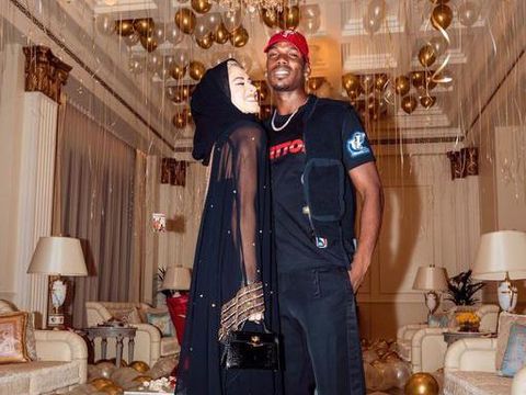 Pesona Zulay Pogba saat pakai hijab mencuti atensi warganet di media sosial.