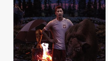 Butuh waktu lama bagi Lewy dapat mencetak gol pertama di kancah Piala Dunia, di usianya yang sudah 34 tahun ini. Foto: Twitter