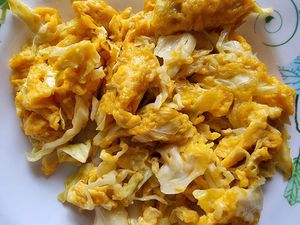 Resep Telur Orak-arik Daun Kol yang Gurih Renyah dan Gampang Dibuat
