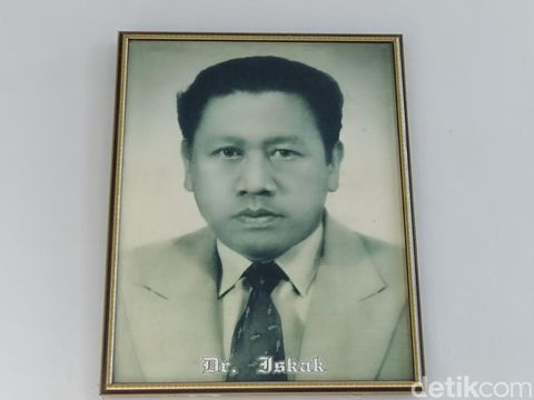 RSUD dr Iskak Tulungagung menginjak usia 105 tahun. Bagaimana sejarah rumah sakit milik pemerintah ini?