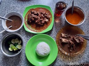 Rahasia Konro Karebosi yang Legendaris, Eksis 50 Tahun Meski Cuma Punya 2 Menu