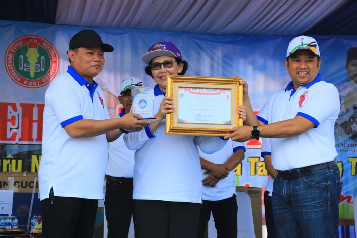 Wali Kota Tangerang H. Arief R. Wismansyah
