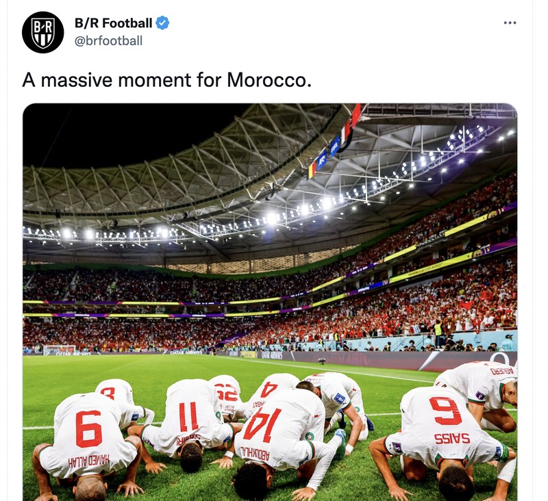 Achraf Hakimi Cium Ibu