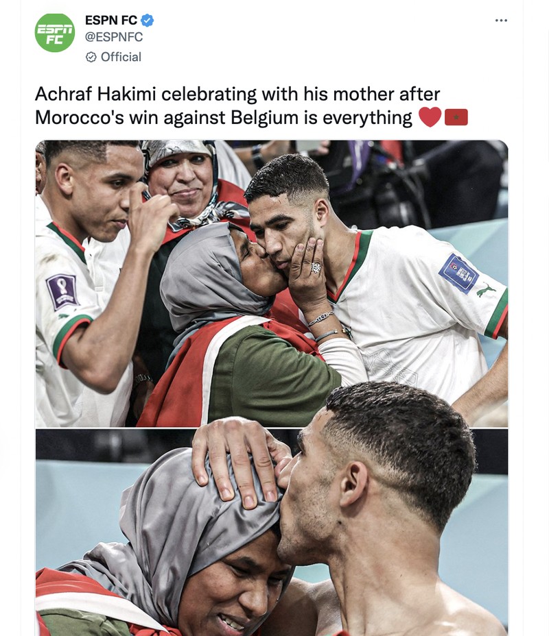 Achraf Hakimi Cium Ibu
