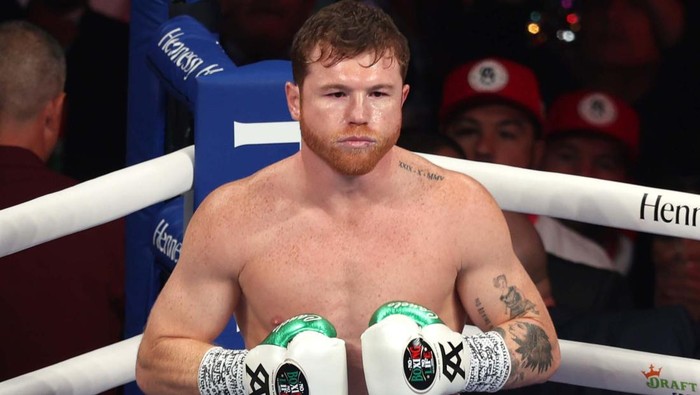 Petinju Canelo Alvarez mengancam Messi yang ditudingnya bertindak kurang ajar terhadap jersey Meksiko. Menurutnya jersey itu perwujudan bendera negaranya.