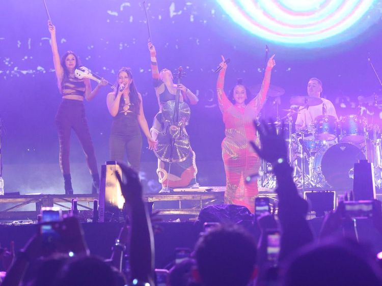 Clean Bandit Masih Saja Memukau