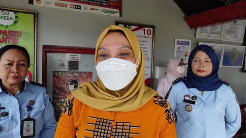 Deputi Perlindungan Hak Perempuan KemenPPA Ratna Susianawati saat ditemui detikBali di Lapas Perempuan Kelas II-A Kerobokan, Senin (28/11/2022). (I Wayan Sui Suadnyana/detikBali)