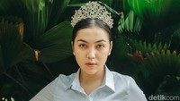 Dita Johard merasa lebih punya semangat dan komitmen makanya menang ajang Miss Popular 2022. (Foto: Kenny Gida)