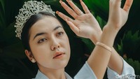 Dita Johard tak akan pilih-pilih pekerjaan, mulai dari film, FTV, sampai program TV siap diembat untuk memperkaya pengalaman. (Foto: Kenny Gida)