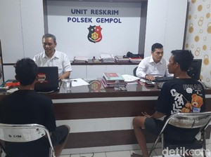 Keluarga Pelajar Perempuan yang Hilang Sempat Emosi Saat Ikut Penggerebekan
