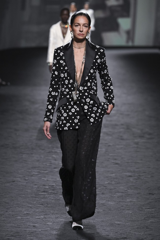 Inilah koleksi Chanel Spring/ Summer 2023. Foto: Victor VIRGILE/ Getty Images.   
