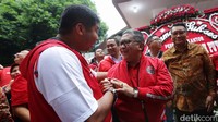 Peresmian itu juga dihadiri oleh Ketua Umum DPP Taruna Merah Putih Maruarar Sirait.