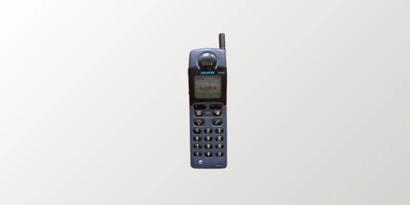 Berikut ini foto-foto HP serba pertama di dunia. Merek mana yang jadi pelopor HP? Ada yang bisa tebak?