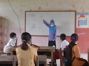 Standar Pendidikan Guru Terbaru di Permendikbudristek Nomor 56 Tahun 2022