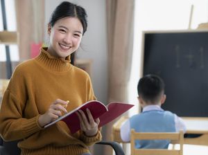 Kemdikbud Buka Beasiswa Khusus Calon Guru SMK, Siswa-Mahasiswa Boleh Daftar