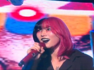 Isyana Sarasvati Tampil Ngerock di Soundrenaline 2022