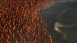 Kampanye Kanker Kulit, 2.500 Orang Telanjang di Pantai Australia