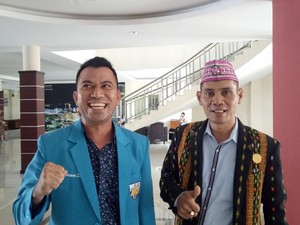 Adu Mulut Ketua DPRD-KNPI Manggarai Barat Bahas Kenaikan NJOP