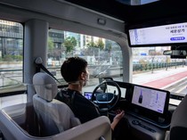 Mobil Tanpa Sopir Kecelakaan, Siapa yang Tanggung Jawab?
