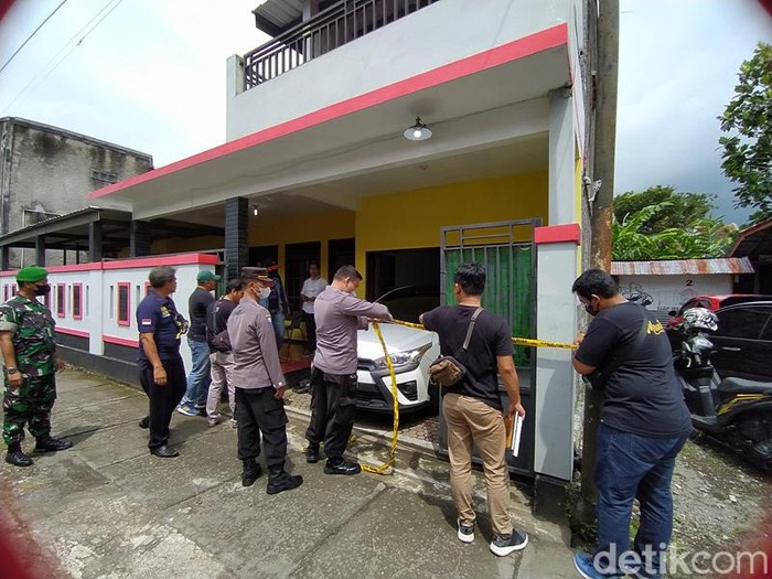Lokasi penemuan tiga mayat sekeluarga di Dusun Prajenan, Desa Mertoyudan, Kecamatan Mertoyudan, Kabupaten Magelang, Senin (28/11/2022).