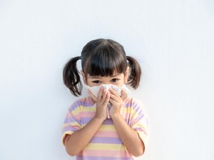274 Bayi dan Balita di Dompu Infeksi Paru-paru, Diduga Karena Asap Rokok
