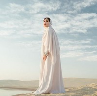 Penampilan Nagita dengan kerudung banyak mendapat pujian. Bidadari surga 💝” tulis netizen. Masyaallah mama gigi cantikk❤️” komentar netizen lainnya.Foto: dok. Instagram/@raffinagita1717