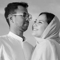 Keluarga Raffi Ahmad saat ini tengah berada di Qatar untuk menonton Piala Dunia. Nagita Slavina pun memanfaatkan momen di Qatar dengan melakukan pemotretan di gurun pasir. Foto: dok. Instagram/@raffinagita1717