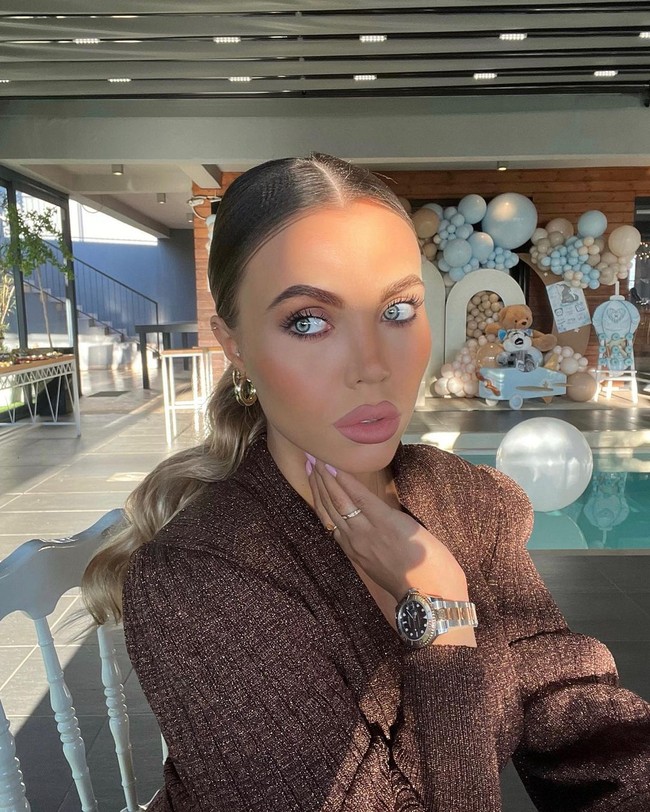 Natalija disebut telah menyelesaikan studinya di kedokteran dan menjalankan profesi dokter di RomaFoto: Instagram Natalija Ilic