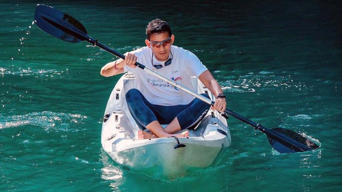 Raja Ampat Baru di Pulau Tawale Sandiaga Uno mengunjungi Pulau Tawale di Halmahera Selatan Provinsi Maluku Utara. Pulau Tawale menyajikan pemadangan indah bak Raja Ampat.