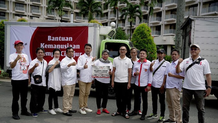 Relawan Jokowi Nusantara Bersatu Kirim Bantuan untuk Warga Cianjur