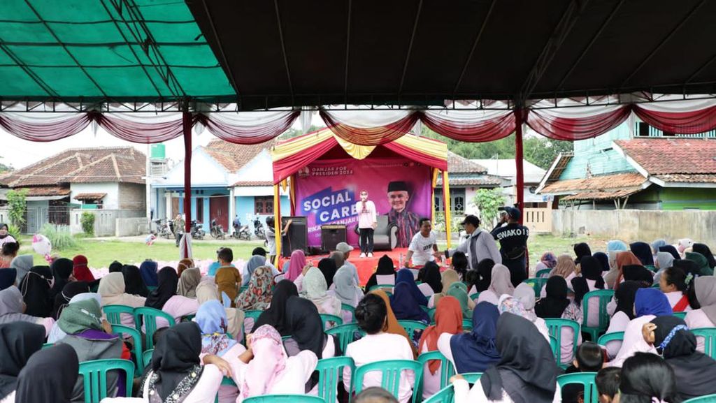 Terinspirasi dari Ganjar Pranowo, Relawan Gelar Aksi Sosial di Banten