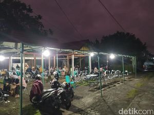 Rumah Duka Sekeluarga Tewas Diracun di Mertoyudan Ramai Pelayat