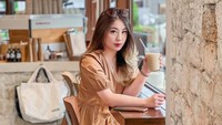 Kepada detikcom, Susyen Regina tak menampik begitu ramai endorsement yang masuk usai dirinya ialah mantan pacar Indra Kenz. (Foto: dok Instagram)