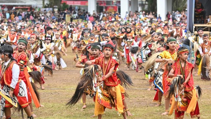 Tarian Jaran Kepang Tarian Jaran Kepang