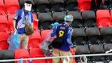 Jepang Bersihkan Grup E Piala Dunia, Suporternya Bersihkan Stadion