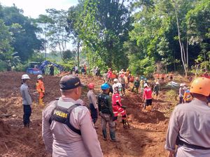 8 Orang Hilang, Pemkab Cianjur Usul Pencarian Korban Gempa Diperpanjang