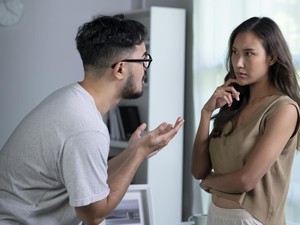 Viral Wanita Bakar Rumah Pacar yang Dikira Selingkuh, Faktanya Ternyata...