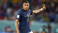 Kylian Mbappe termasuk ke dalam deretan daftar pemain sepak bola terbaik dunia. Tak hanya itu, Mbappe juga terkenal dengan kemampuan dribbling, kecepatan, dan kelincahannya. (Foto: Corbis via Getty Images/Stefan Matzke - sampics)