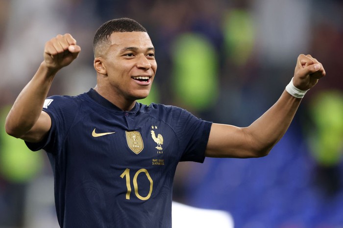 1444900011 DOHA, QATAR - NOVEMBER 26: Kylian Mbappe of France celebrates as he scores the goal 2: during the FIFA World Cup Qatar 2022 Group D match between France and Denmark at Stadium 974 on November 26, 2022 in Doha, Qatar. (Photo by Stefan Matzke - sampics/Corbis via Getty Images)