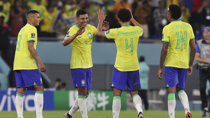 Brasil berhasil mengalahkan Swiss 1-0 dalam matchday kedua Grup G Piala Dunia 2022. Hasil ini mengantarkan Brasil lolos ke babak 16 besar.