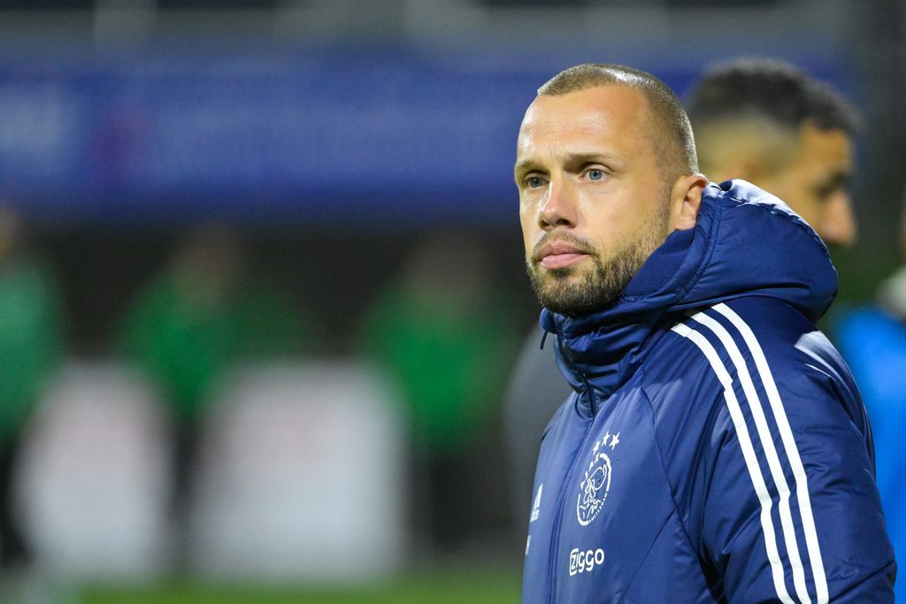 John Heitinga dari Ajax U21 selama pertandingan Keuken kampioen divisie antara FC Dordrecht dan Jong Ajax di Stadion Matchoholic pada 4 November 2022 di Dordrecht, Belanda (Jan Mulder/Orange Pictures/BSR Agency/Getty Images)