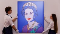 Karya Andy Warhol itu dijual di balai lelang Heffel pekan lalu di Toronto, Kanada. Foto: Getty Images for Sothebys/Tristan Fewings