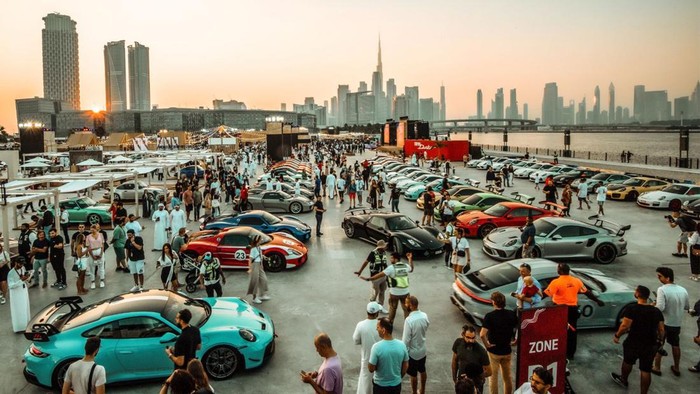 Suasana festival Icons Of Porsche di Dubai, Uni Emirat Arab, Minggu (27/11/2022).