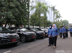 Dinilai Tabrak Inpres, 28 Mobil Baru untuk Camat Bojonegoro Tetap Dibagikan