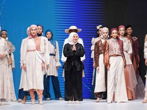 Cerita Zada Pemilik Brand Hijab naPocut Sukses Ubah Toko Offline Jadi Online