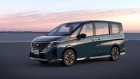 Untuk kelas Luxion dan Highway Star, desain eksteriornya disempurnakan untuk membangkitkan performa kendaraan yang dinamis dan bertenaga. Semua lampu sekarang menggunakan LED. Totalnya, ada 14 pilihan warna bodi, termasuk empat warna spesial dual tone. Foto: Dok. Nissan