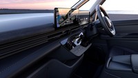 Tipe Luxion juga dilengkapi ProPILOT Park dengan memori, yang mencatat dan mengenali garis ruang parkir. Fitur ini pertama kalinya diadopsi pada kendaraan Nissan. Luxion juga memiliki ProPILOT Remote Park. Ada juga sistem steering assist yang dapat menghindair tabrakan depan. Teknologi ini juga merupakan yang pertama bagi Nissan. Foto: Dok. Nissan